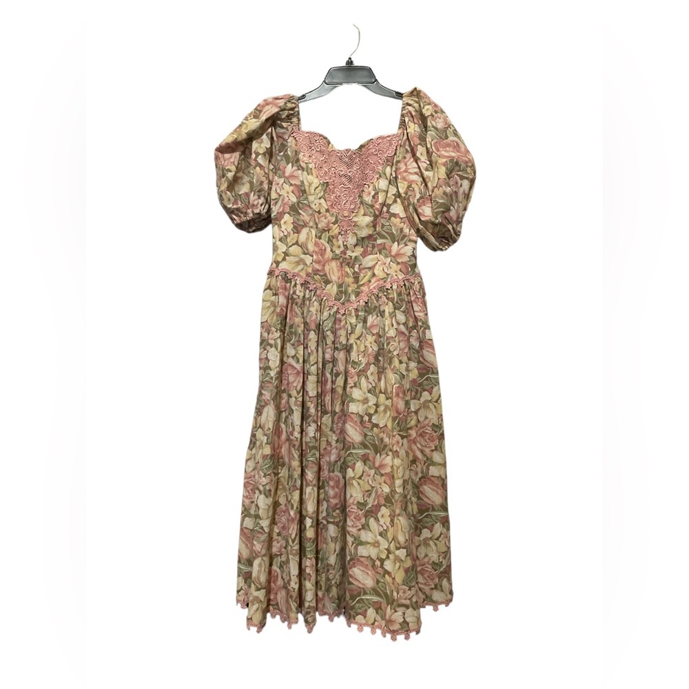 1980 cottage core dress!  Handmade , perfection.